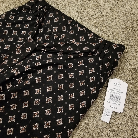 Decorative flowy pants - Picture 2 of 2